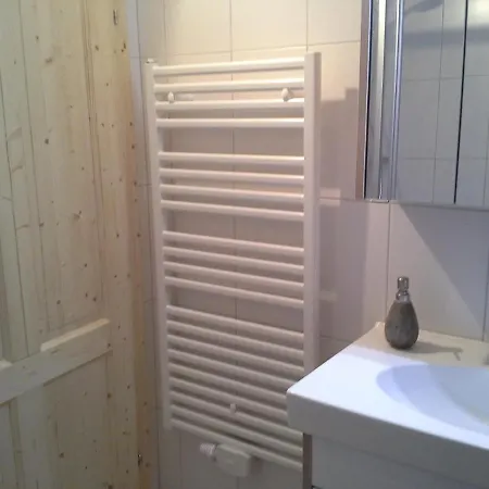 Onemooshof Apartment *