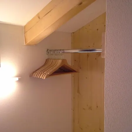 Onemooshof Apartmán *